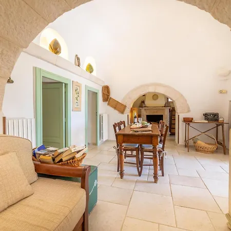 别墅 Trullo Patricia Pool 奇斯泰尼诺