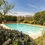 Trullo Patricia Pool *