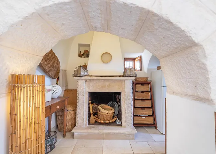 Trullo Patricia Pool * Cisternino