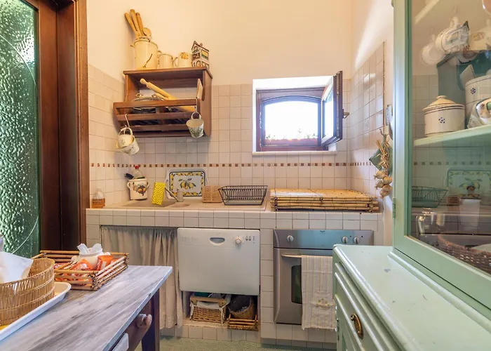 Trullo Patricia Pool * Cisternino