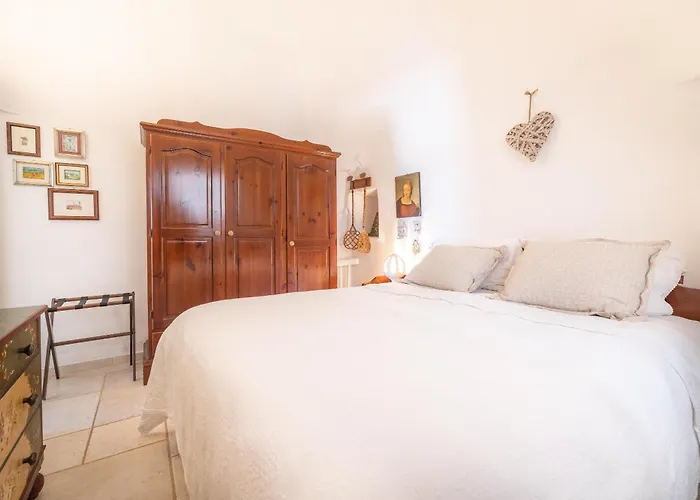 Trullo Patricia Pool * Cisternino